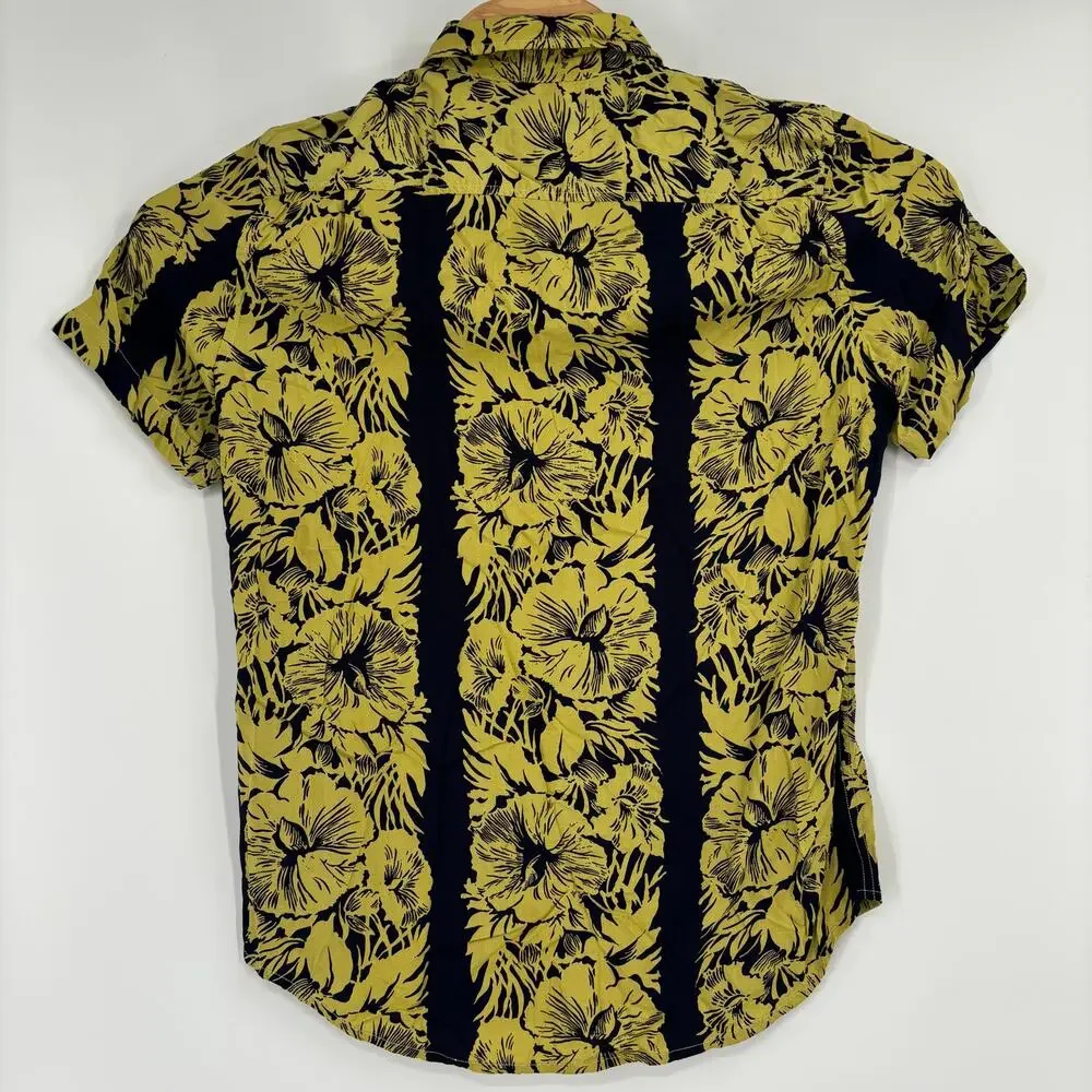 Denim & Supply Ralph Lauren Medium Flower Patterned Button Up Short Sleeve Shirt
